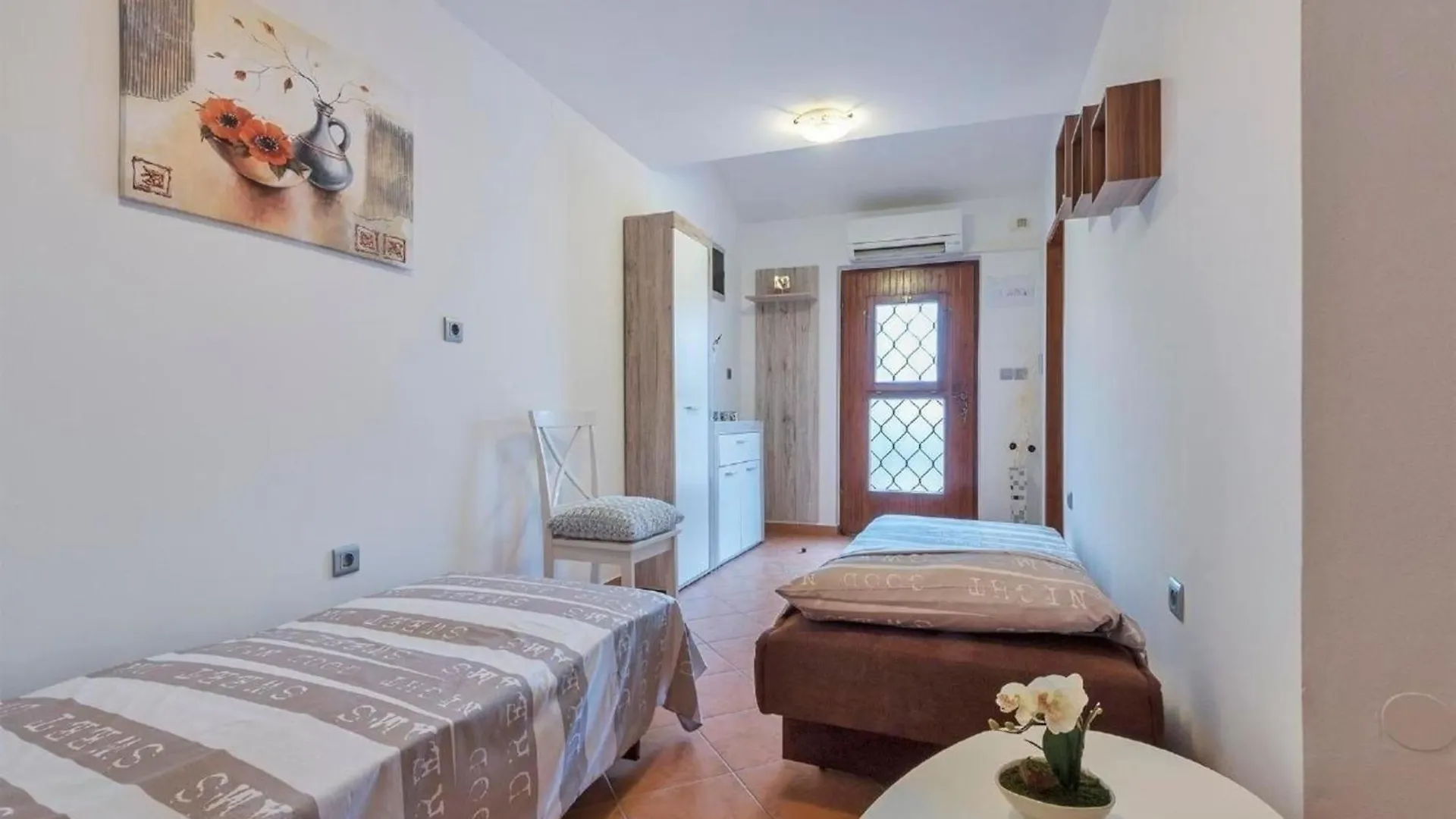 Wohnung In Pula Mit Garten, Terrasse Und Grill