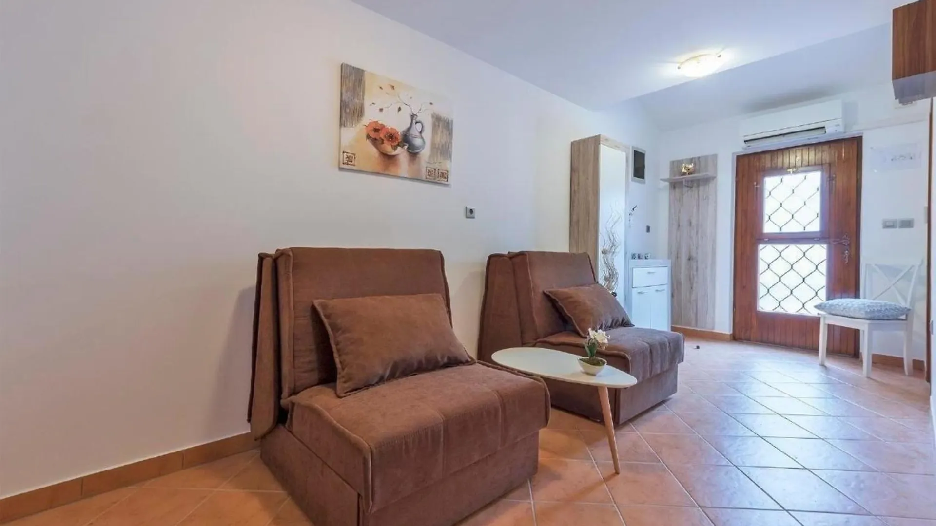 Apartment Wohnung In Pula Mit Garten, Terrasse Und Grill